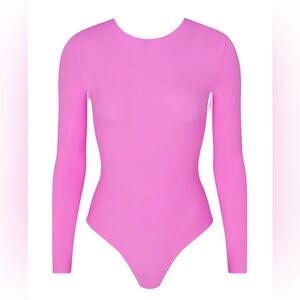 SKIMS
Fits Everybody Long Sleeve Bodysuit